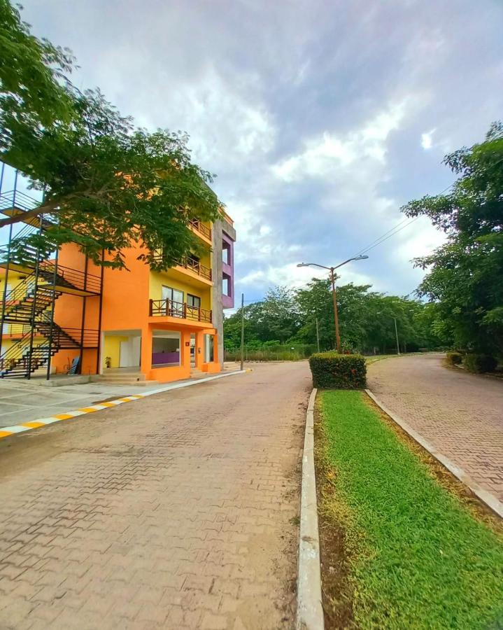 Villas Dulce Suenos Residencial リンコン・デ・グアヤビトス エクステリア 写真